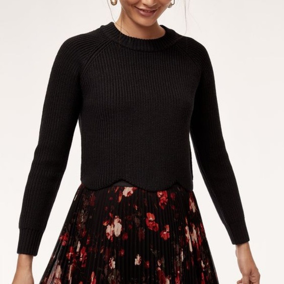 Wilfred Sweaters - Wilfred Sardou Sweater Cropped Scalloped Hem Black